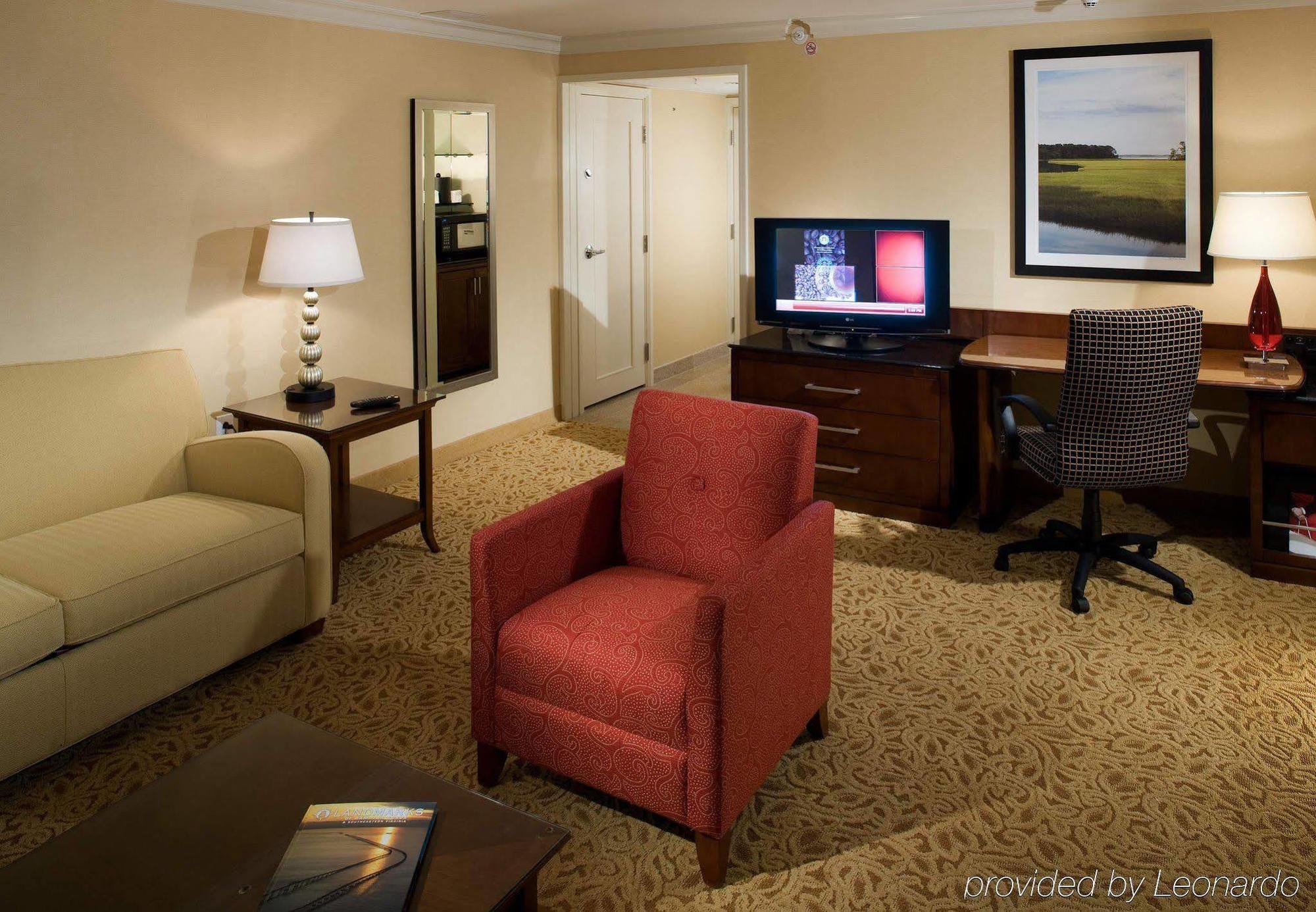 Holiday Inn チェサピーク 部屋 写真