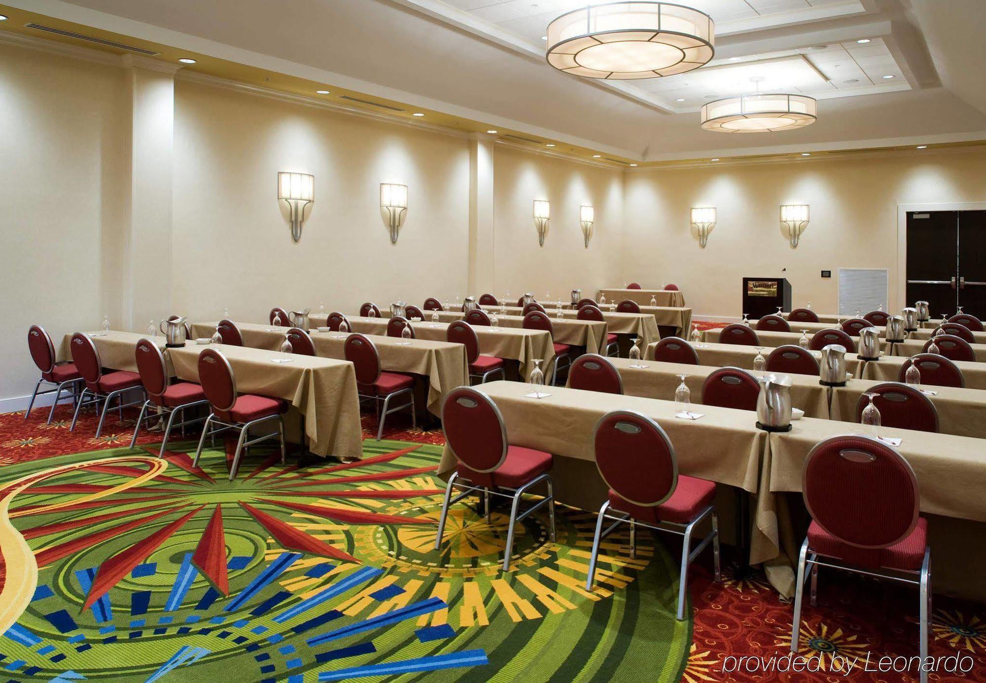 Holiday Inn チェサピーク 設備 写真